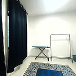 Anggerik Lazuri Guest House & Homestay